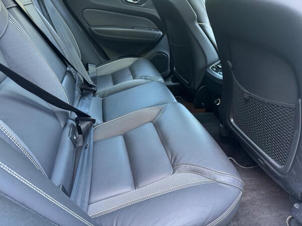 Volvo XC60 2.0 D4 R-Design Auto Euro 6 (s/s) 5dr