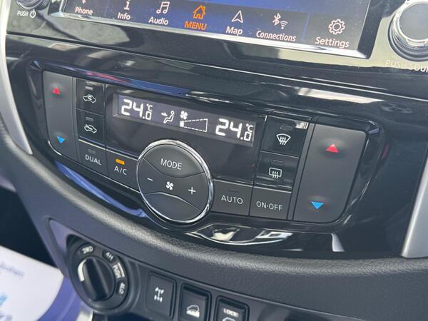 Nissan Navara 2.3 dCi N-Guard Auto 4WD Euro 6 4dr