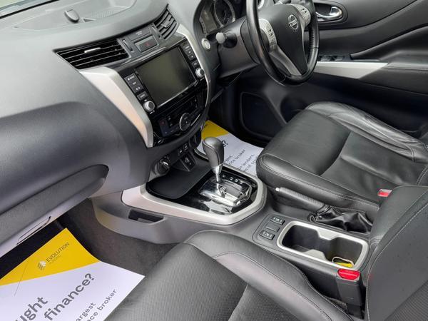 Nissan Navara 2.3 dCi Tekna Auto 4WD Euro 6 4dr