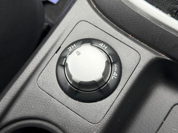 Isuzu D-Max 1.9 TD Yukon 4WD Euro 6 2dr