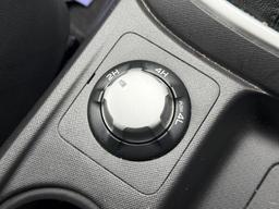 Isuzu D-Max 1.9 TD Yukon 4WD Euro 6 2dr at 33th