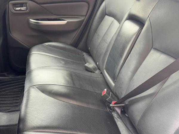 Fiat Fullback 2.4D Cross 4WD Euro 6 4dr