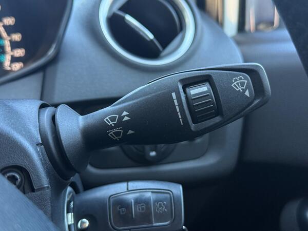Ford Fiesta 1.0T EcoBoost Zetec S Euro 5 (s/s) 3dr