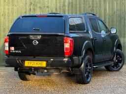 Nissan Navara 2.3 dCi N-Guard Auto 4WD Euro 6 4dr at 23th