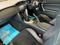 Toyota GT86 2.0 Boxer D-4S Pro Euro 6 2dr at 13th