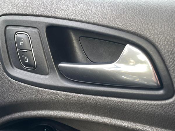 Ford Transit Connect 1.5 240 EcoBlue Limited L2 Euro 6 (s/s) 5dr