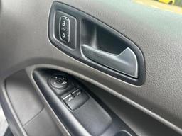 Ford Transit Connect 1.5 240 EcoBlue Limited L2 Euro 6 (s/s) 5dr at 24th