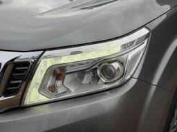 Nissan Navara 2.3 dCi Tekna Auto 4WD Euro 6 4dr at 43th