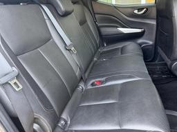 Nissan Navara 2.3 dCi Tekna Auto 4WD Euro 6 4dr at 42th