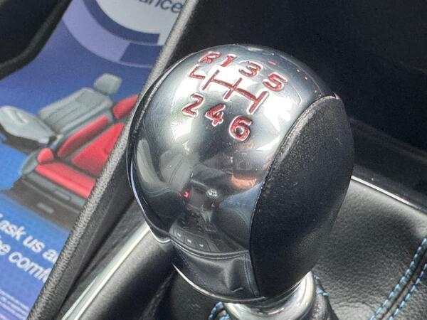 Ford Fiesta 1.5T EcoBoost ST-2 Euro 6 (s/s) 3dr