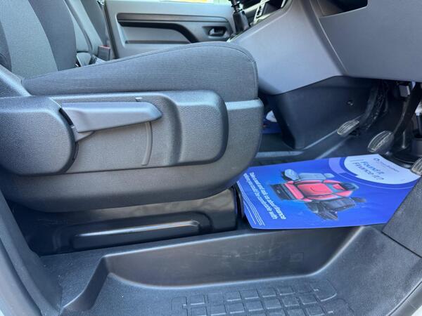 Peugeot Expert 2.0 BlueHDi 1400 Professional Premium Standard Panel Van MWB Euro 6 (s/s) 6dr