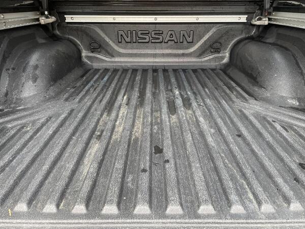 Nissan Navara 2.3 dCi N-Guard Auto 4WD Euro 6 4dr
