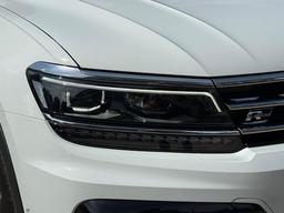 Volkswagen Tiguan 2.0 TDI R-Line Tech DSG 4Motion Euro 6 (s/s) 5dr at 60th