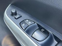 Nissan Navara 2.3 dCi Tekna Auto 4WD Euro 6 4dr at 32th