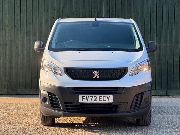 Peugeot Expert 2.0 BlueHDi 1400 Professional Premium Standard Panel Van MWB Euro 6 (s/s) 6dr