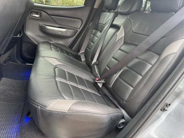 Mitsubishi L200 2.4 DI-D DC Barbarian Auto 4WD Euro 6 4dr