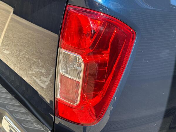 Nissan Navara 2.3 dCi Tekna Auto 4WD Euro 6 4dr