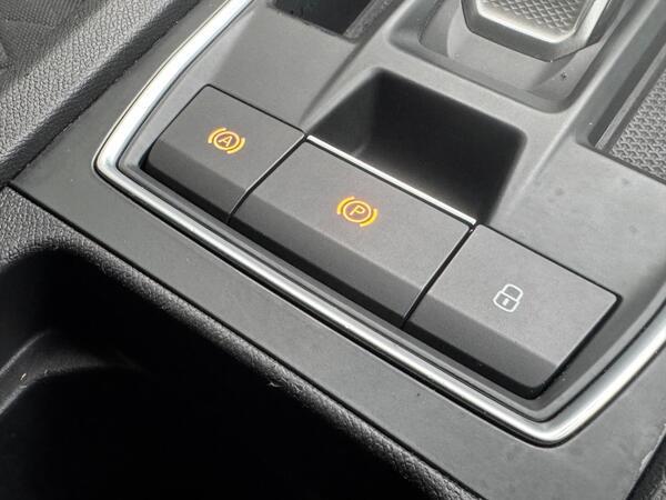 SEAT Leon 1.4 eHybrid 12.8kWh FR DSG Euro 6 (s/s) 5dr