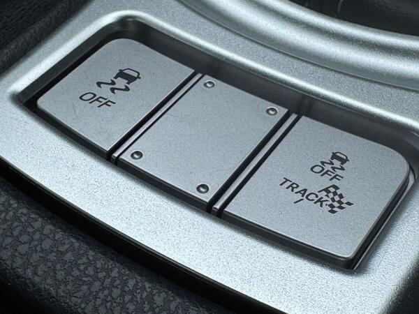 Toyota GT86 2.0 Boxer D-4S Club Series Blue Edition Euro 6 2dr