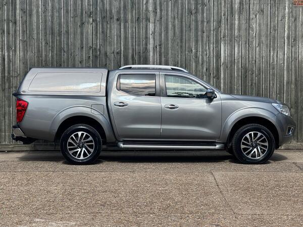 Nissan Navara 2.3 dCi Tekna Auto 4WD Euro 6 4dr