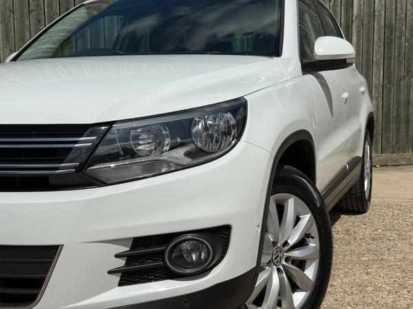 Volkswagen Tiguan 2.0 TDI BlueMotion Tech Match 4WD Euro 5 (s/s) 5dr
