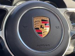 Porsche Macan 3.0 TD V6 S PDK 4WD Euro 6 (s/s) 5dr at 4th