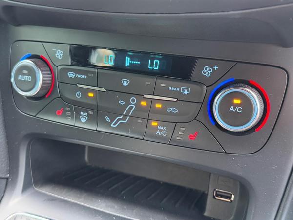 Ford Focus 2.0T EcoBoost ST-3 Euro 6 (s/s) 5dr