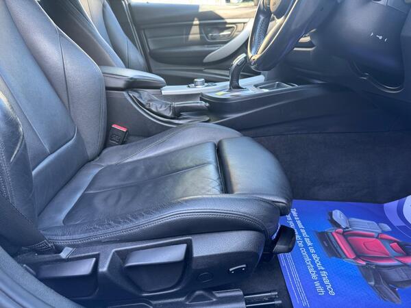 BMW 3 Series 2.0 320d M Sport Auto xDrive Euro 5 (s/s) 4dr