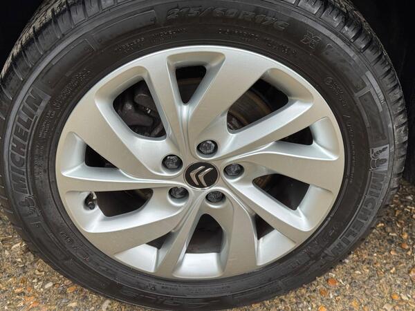 Citroen Dispatch 1.5 BlueHDi 1000 Enterprise Pro XS FWD 1 Euro 6 (s/s) 6dr