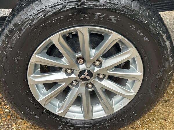 Mitsubishi L200 2.4 DI-D DC Barbarian Auto 4WD Euro 6 4dr