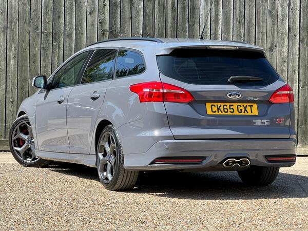 Ford Focus 2.0 TDCi ST-3 Euro 6 (s/s) 5dr