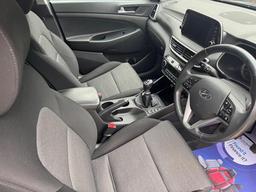 Hyundai TUCSON 1.6 GDi SE Nav Euro 6 (s/s) 5dr at 4th