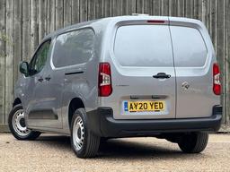 Vauxhall Combo 1.5 Turbo D 2300 Edition L2 H1 Euro 6 (s/s) 4dr at 15th
