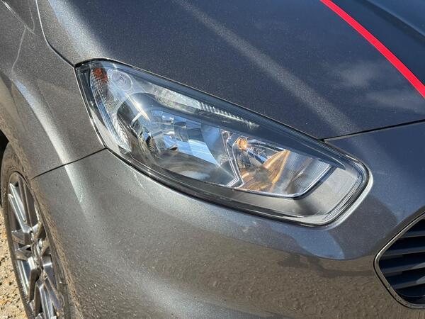 Ford Transit Courier 1.5 TDCi Sport L1 Euro 6 5dr