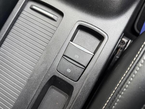 Ford Focus 2.3T EcoBoost ST Euro 6 (s/s) 5dr