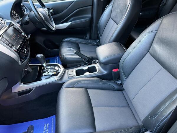 Nissan Navara 2.3 dCi N-Guard Auto 4WD Euro 6 4dr