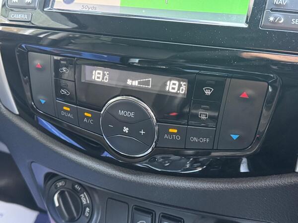 Nissan Navara 2.3 dCi Tekna Auto 4WD Euro 6 4dr