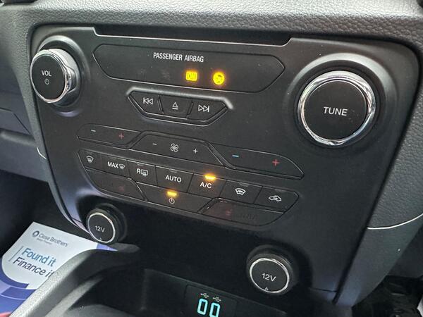 Ford Ranger 3.2 TDCi Wildtrak Auto 4WD Euro 5 4dr