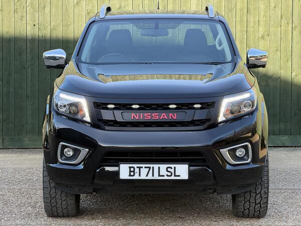 Nissan Navara 2.3 dCi Tekna Auto 4WD Euro 6 4dr
