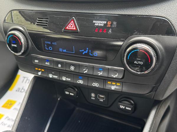 Hyundai TUCSON 1.7 CRDi Blue Drive SE Nav Euro 6 (s/s) 5dr