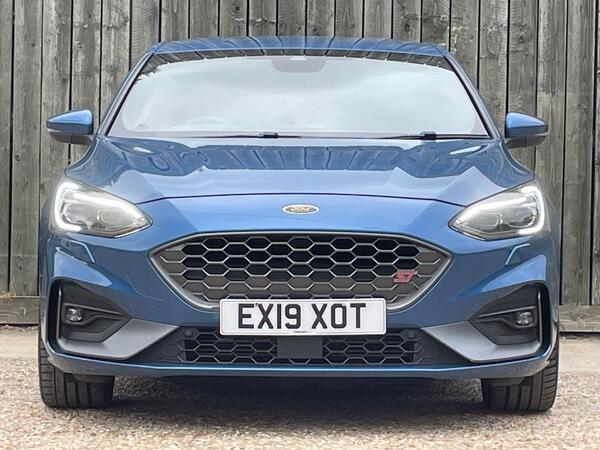 Ford Focus 2.3T EcoBoost ST Euro 6 (s/s) 5dr