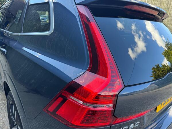 Volvo XC60 2.0 T4 Edition Auto Euro 6 (s/s) 5dr