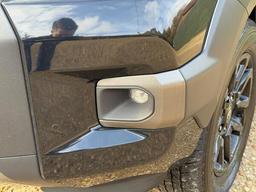 Toyota Hilux 2.8 D-4D Invincible X Auto 4WD Euro 6 (s/s) 4dr at 43th