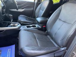 Nissan Navara 2.3 dCi Tekna Auto 4WD Euro 6 4dr at 20th