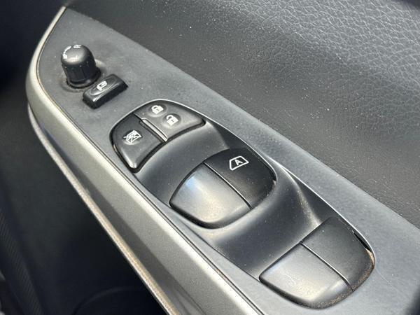 Nissan Navara 2.3 dCi Tekna Auto 4WD Euro 6 4dr