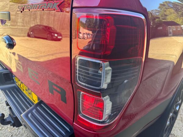 Ford Ranger 2.0 EcoBlue Stormtrak Pickup Double Cab 4dr Diesel Auto 4WD Euro 6 (s/s) (213 ps)