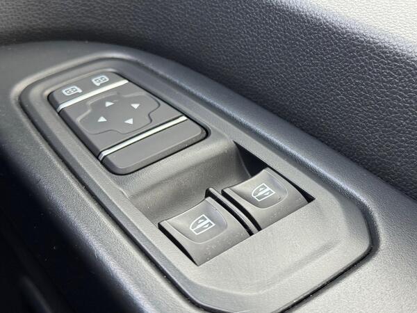 Renault Trafic 2.0 dCi Blue SL28 Business+ L1 H1 Euro 6 (s/s) 5dr