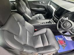 Volvo XC60 2.0 B5 MHEV Momentum Auto Euro 6 (s/s) 5dr at 4th