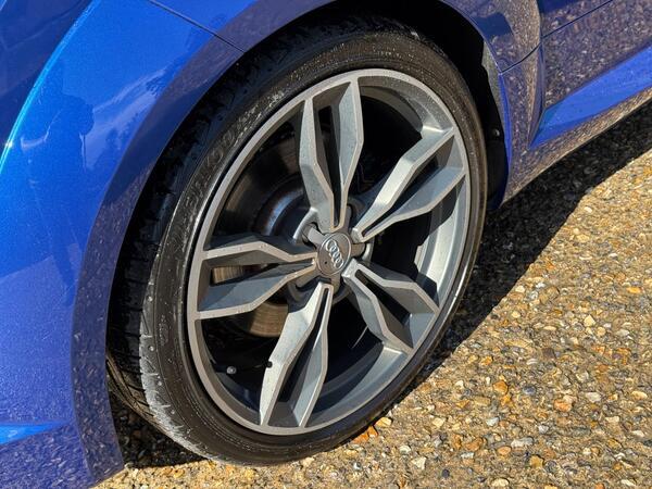 Audi TTS 2.0 TFSI S Tronic quattro Euro 6 (s/s) 3dr