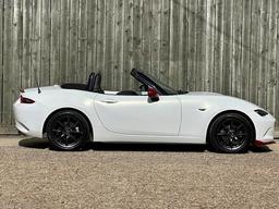 Mazda MX-5 1.5 SKYACTIV-G Icon Euro 6 2dr at 16th